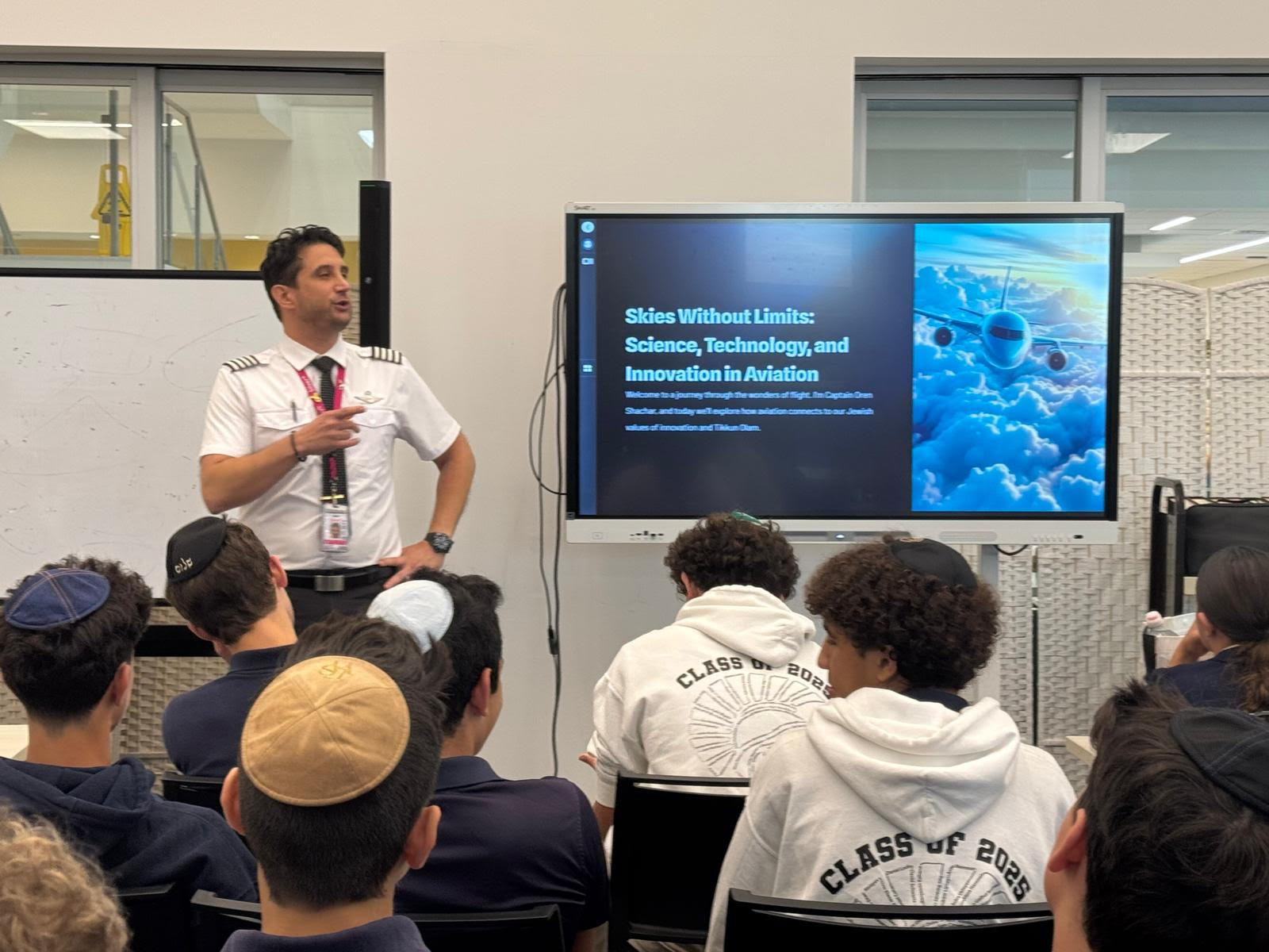 Captain Oren Shachar Inspires Middle Schoolers with STEAM, Tech, and Torah