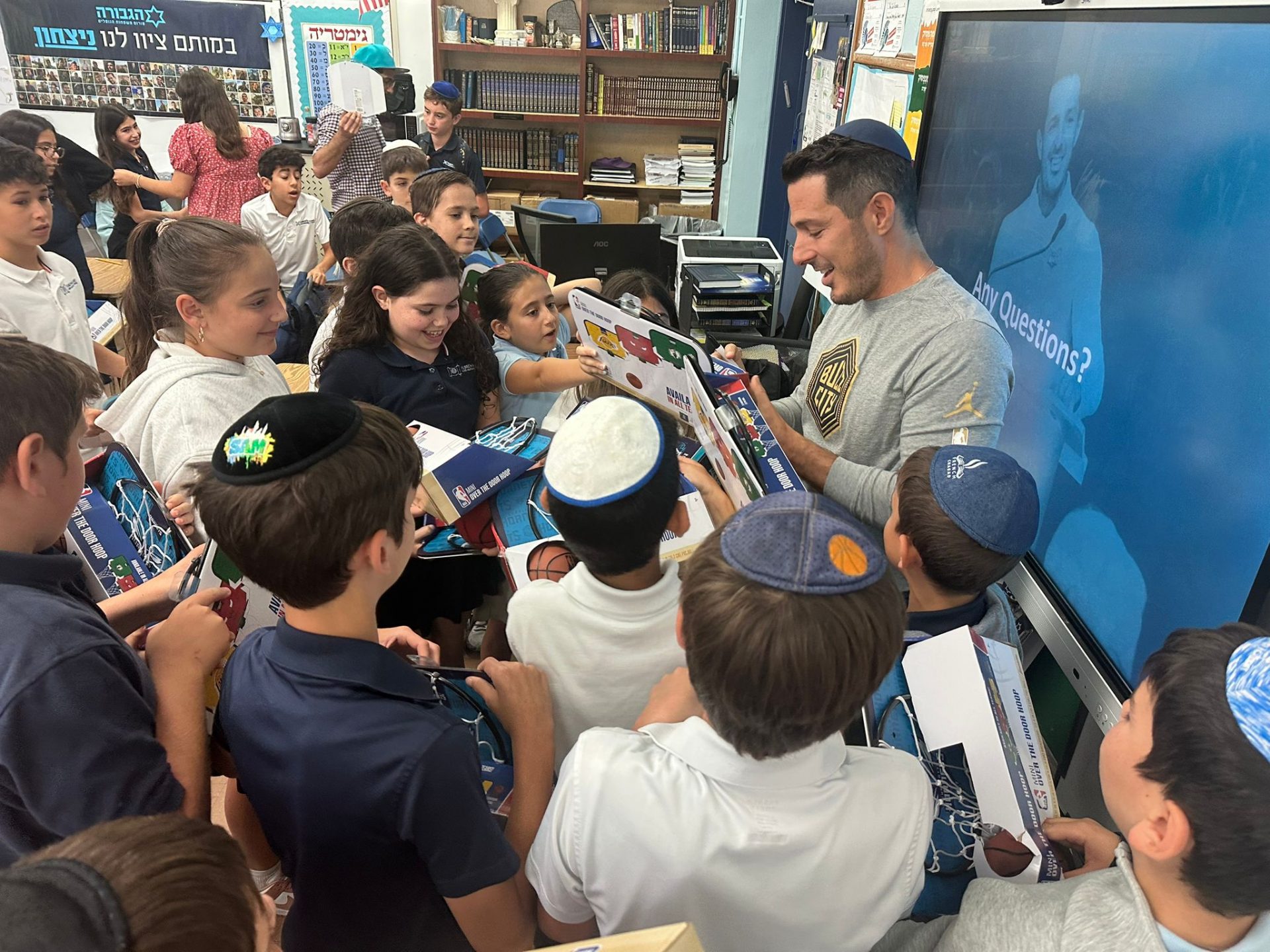 Fifth Grade Gets an Inside Look at Government and Sports Business