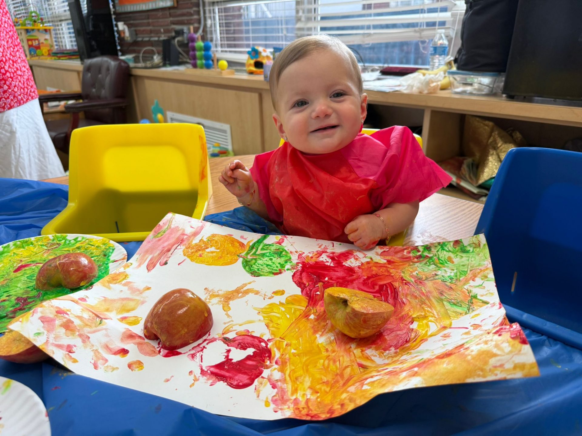 Littlest Warriors Welcome Rosh Hashanah with Apple Art and Colorful Creativity